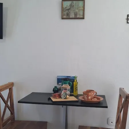 Niso Eleimonas Appartement Apollonia